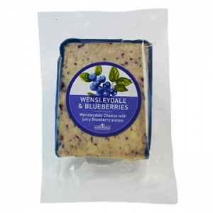 Somerdale Wensleydale Waxed Cheese with Blueberry 140g